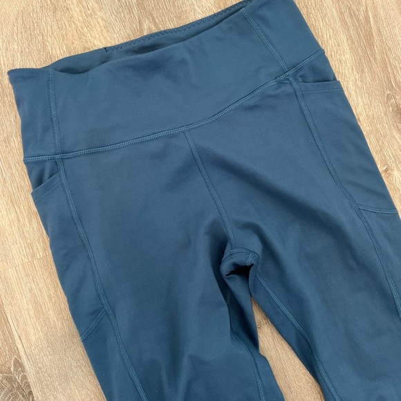 Victoria's Secret VSX High Rise Pocket Leggings in Blue Size Medium - Picture 3 of 7